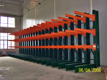 Supports en porte-à-faux verticaux de défilement ligne par ligne de finition de revêtement de poudre d'entrepôt en porte-à-faux de système
